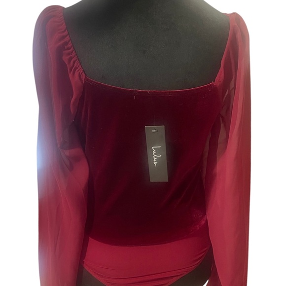 Lulus Chic Poise Wine Red Velvet Notched Balloon Sleeve Bodysuit,Medium, NWT - Picture 4 of 9
